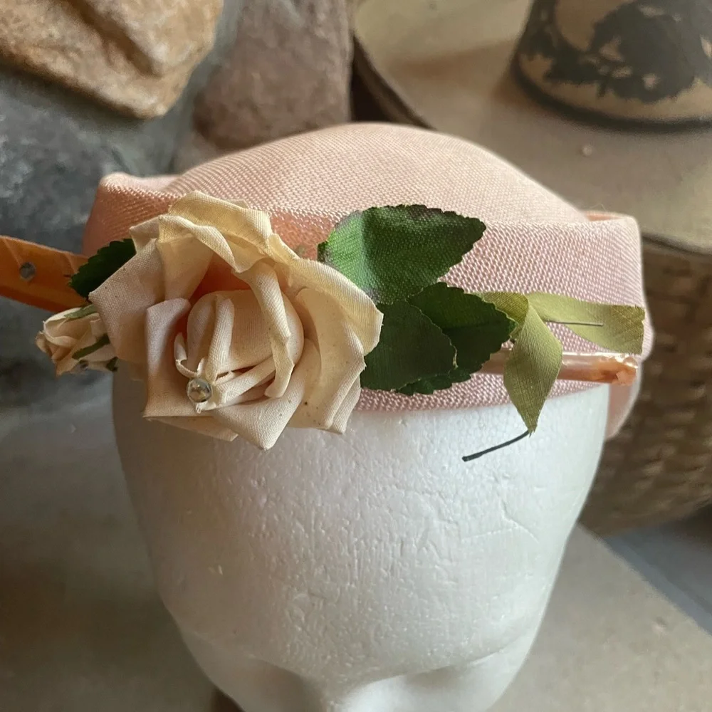 1940s‎ Pale Pink Floral Pillbox Hat - Picture 4 of 7